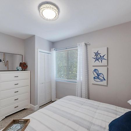 Beautiful 1 Bedroom Steps To The Beach! West Palm Beach Esterno foto