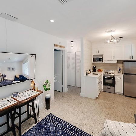 Beautiful 1 Bedroom Steps To The Beach! West Palm Beach Esterno foto